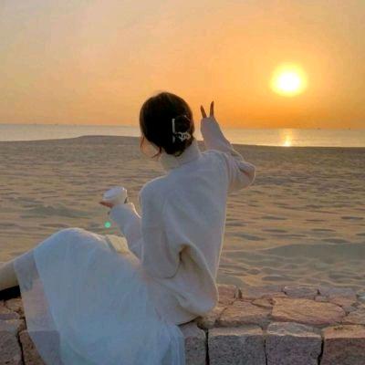 衣加依《微胖女装》