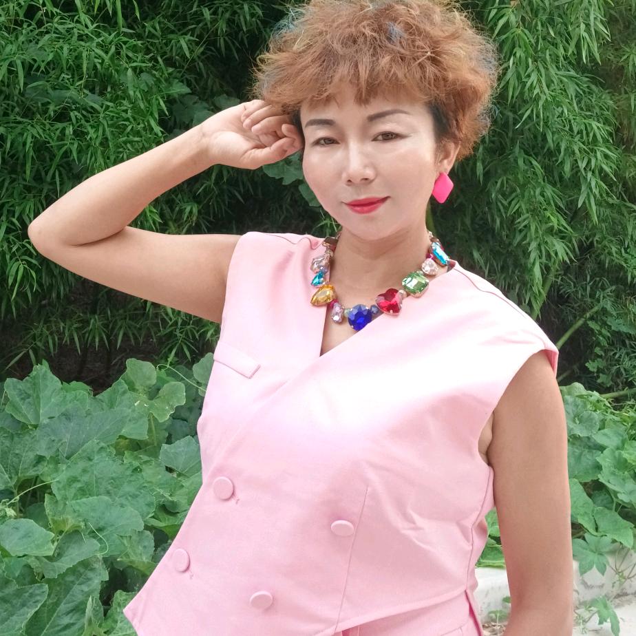 张小曼