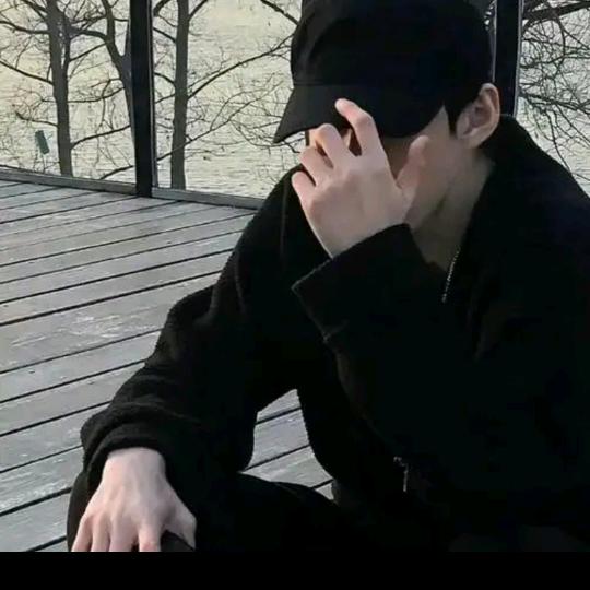 白天触碰不到黑夜╮