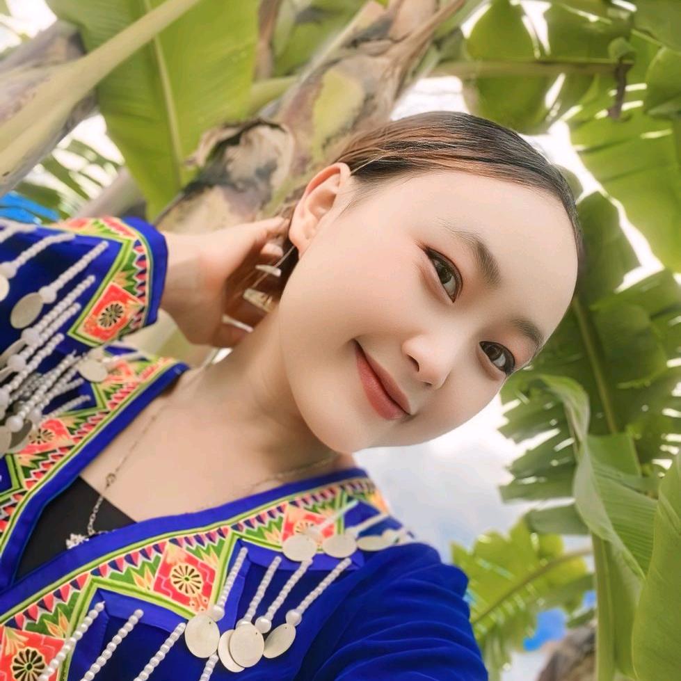 🇱🇦李花🌺🤍🌷🇨🇳