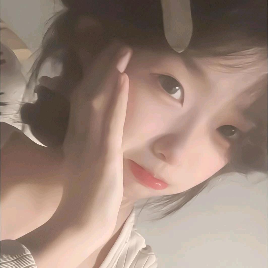 是彤不是童.