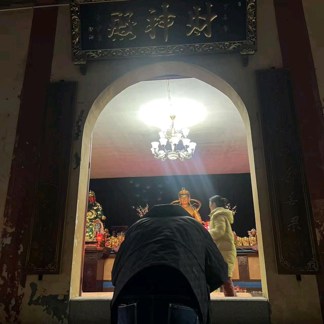 有酒才有故事