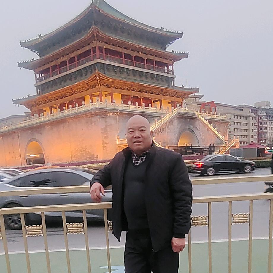 《@笑品%人间酒&》