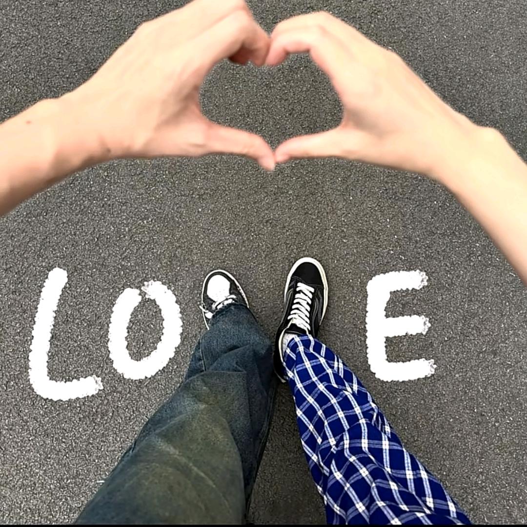 K   K