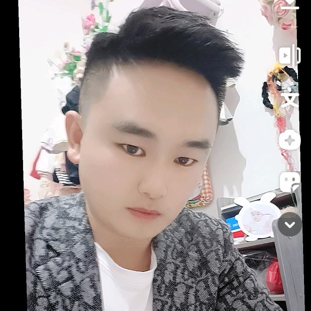 39座客运大巴高武