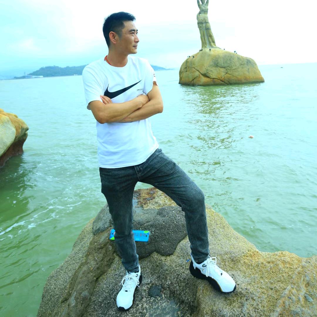 专业施工金刚橡胶屋顶