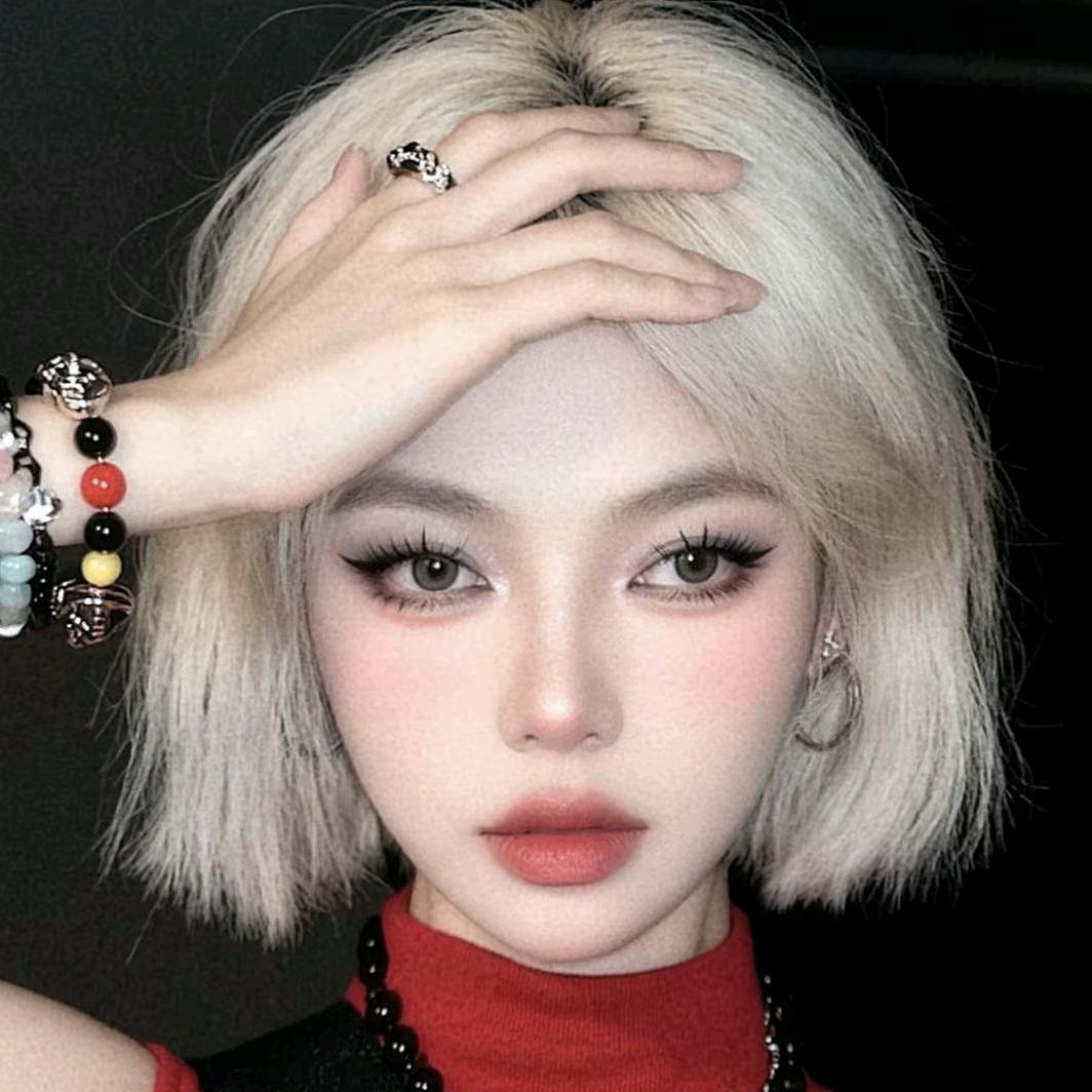 李小妮
