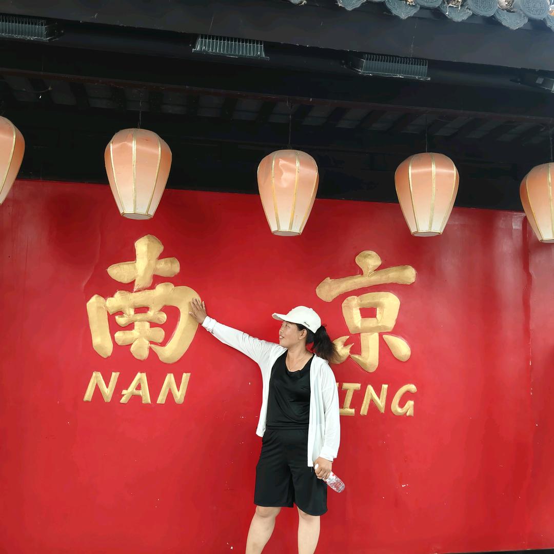开心😁【开播暂定】