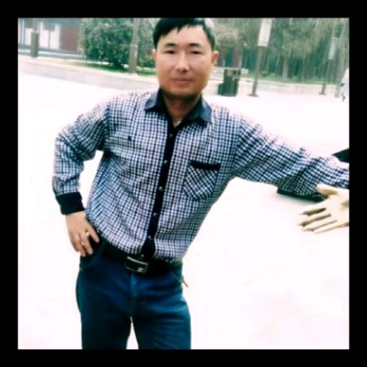 养殖黄羊，土鸡，塞子山养殖户