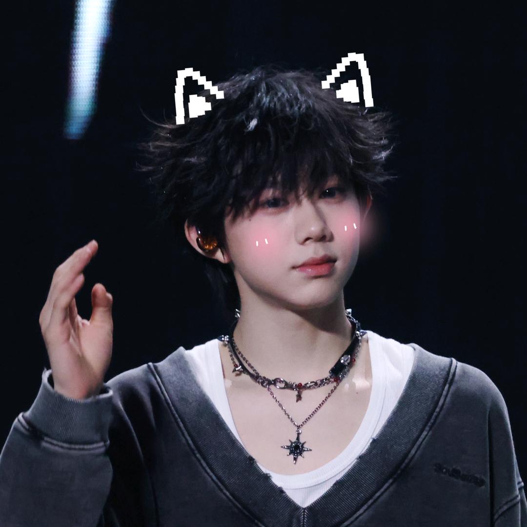Nomi_陈奕恒