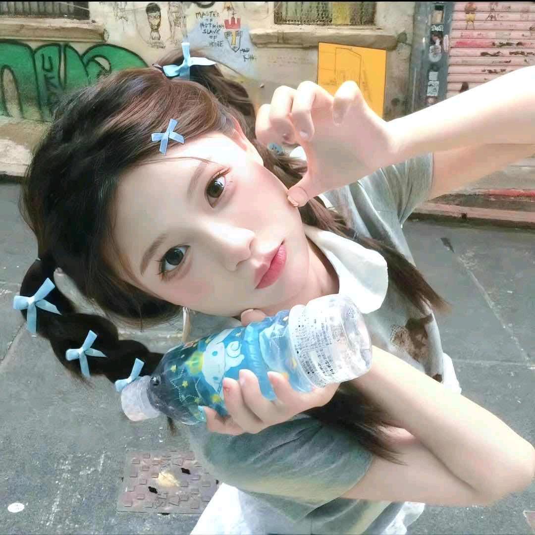 简盛商贸小鹏