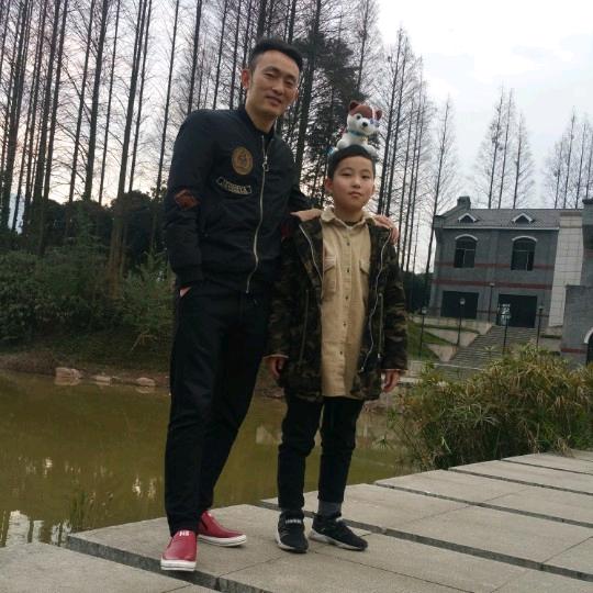 阳光灿烂的二嫂
