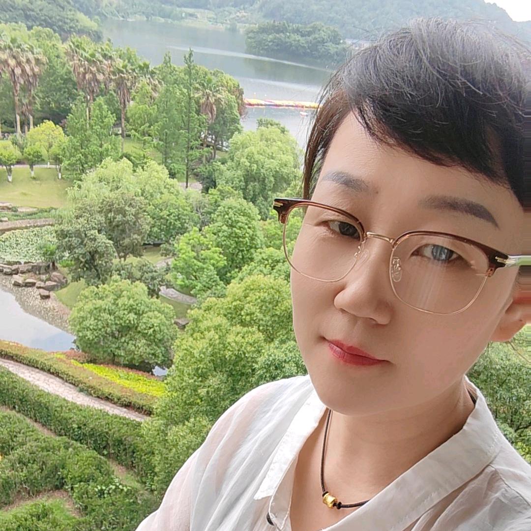 湖光山色(洞泾店)