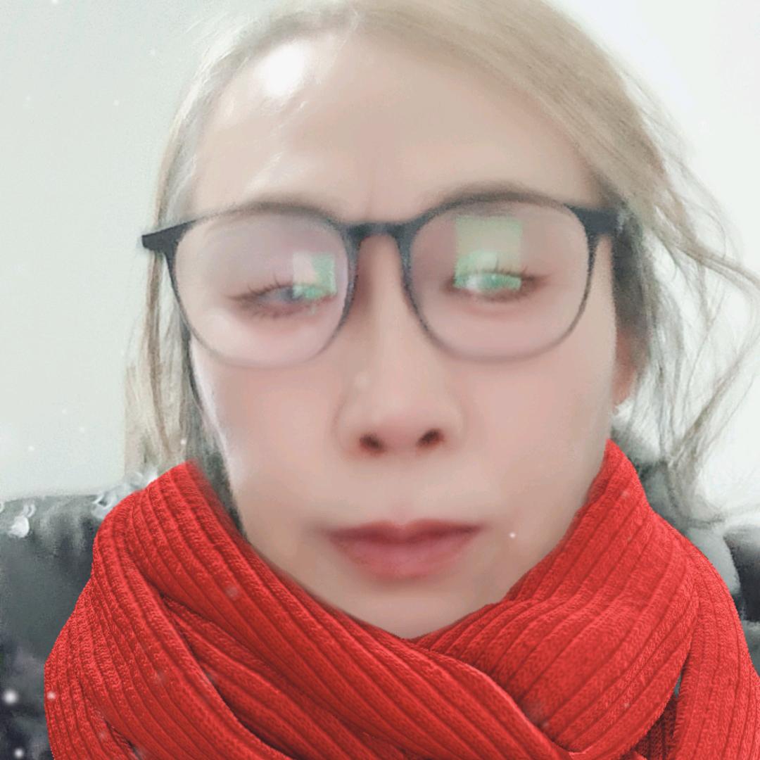 霞姐晚上8点20分直播