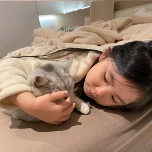 少点天真
