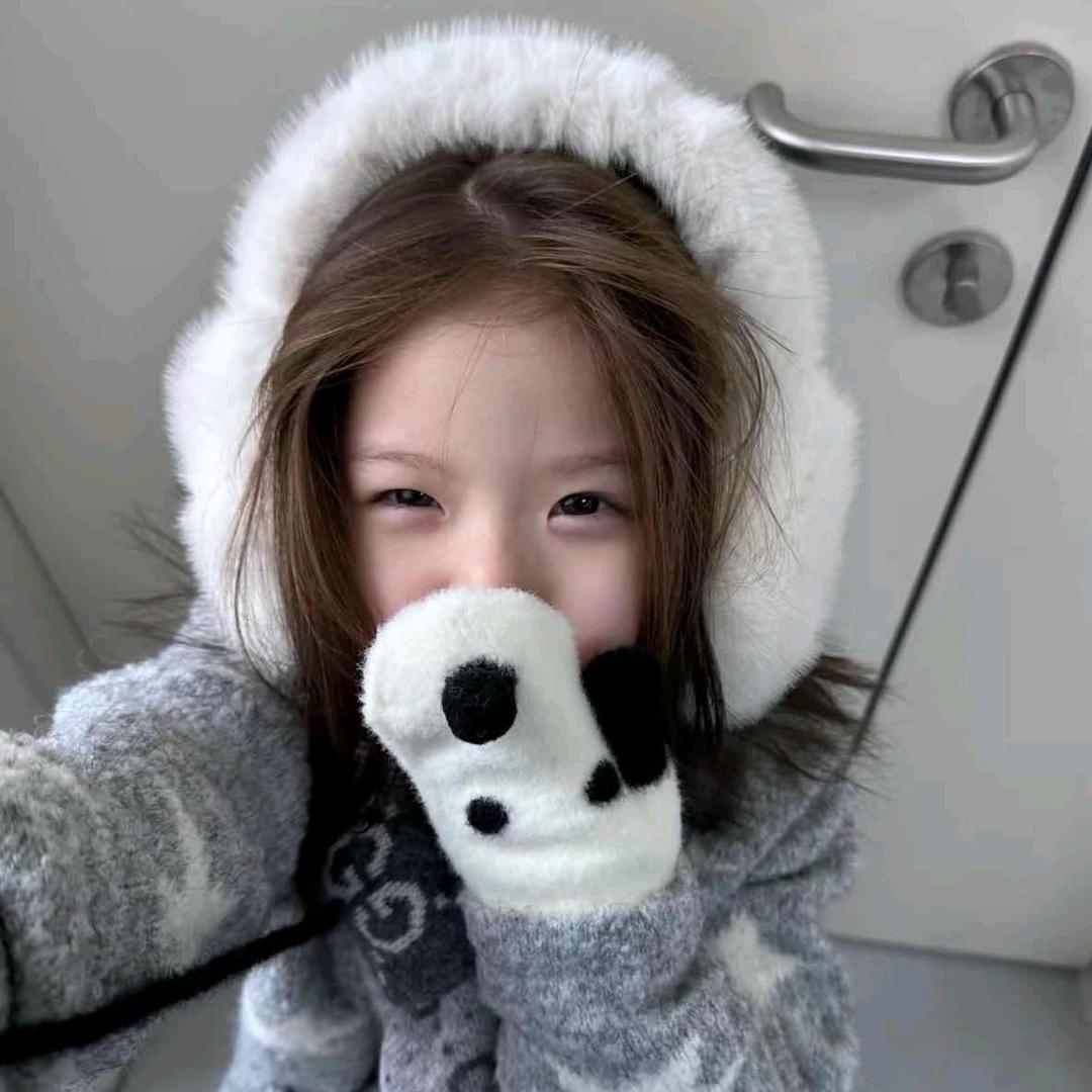 一拳打飞齐刘海.