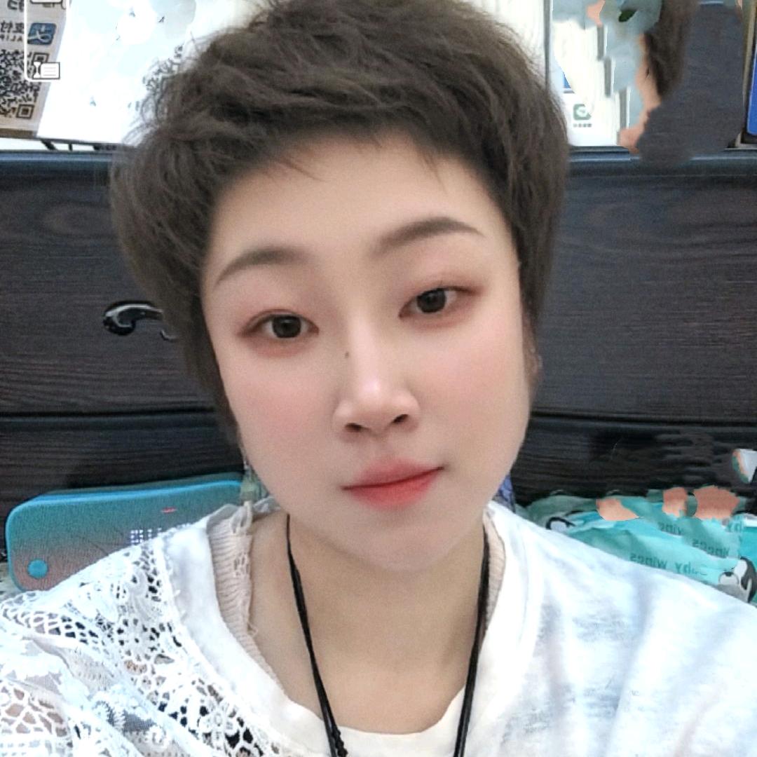 临泉县炫童潮馆童装店