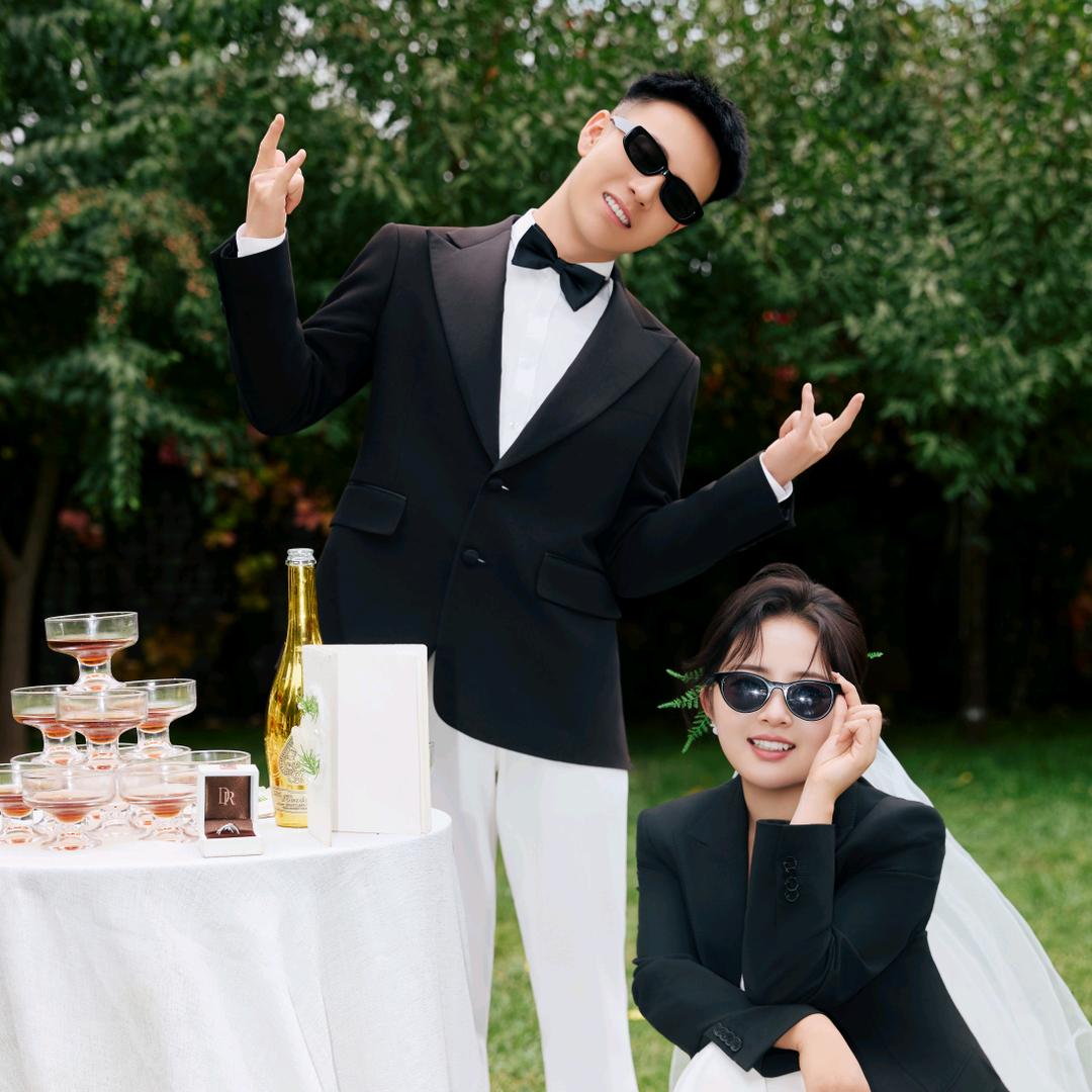 只对海凤偏爱💞💞