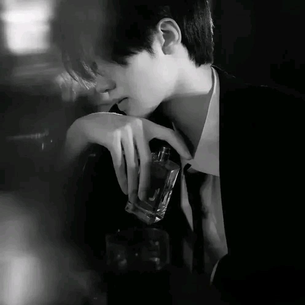 🫅为了你 👰‍♀️a♥ρ