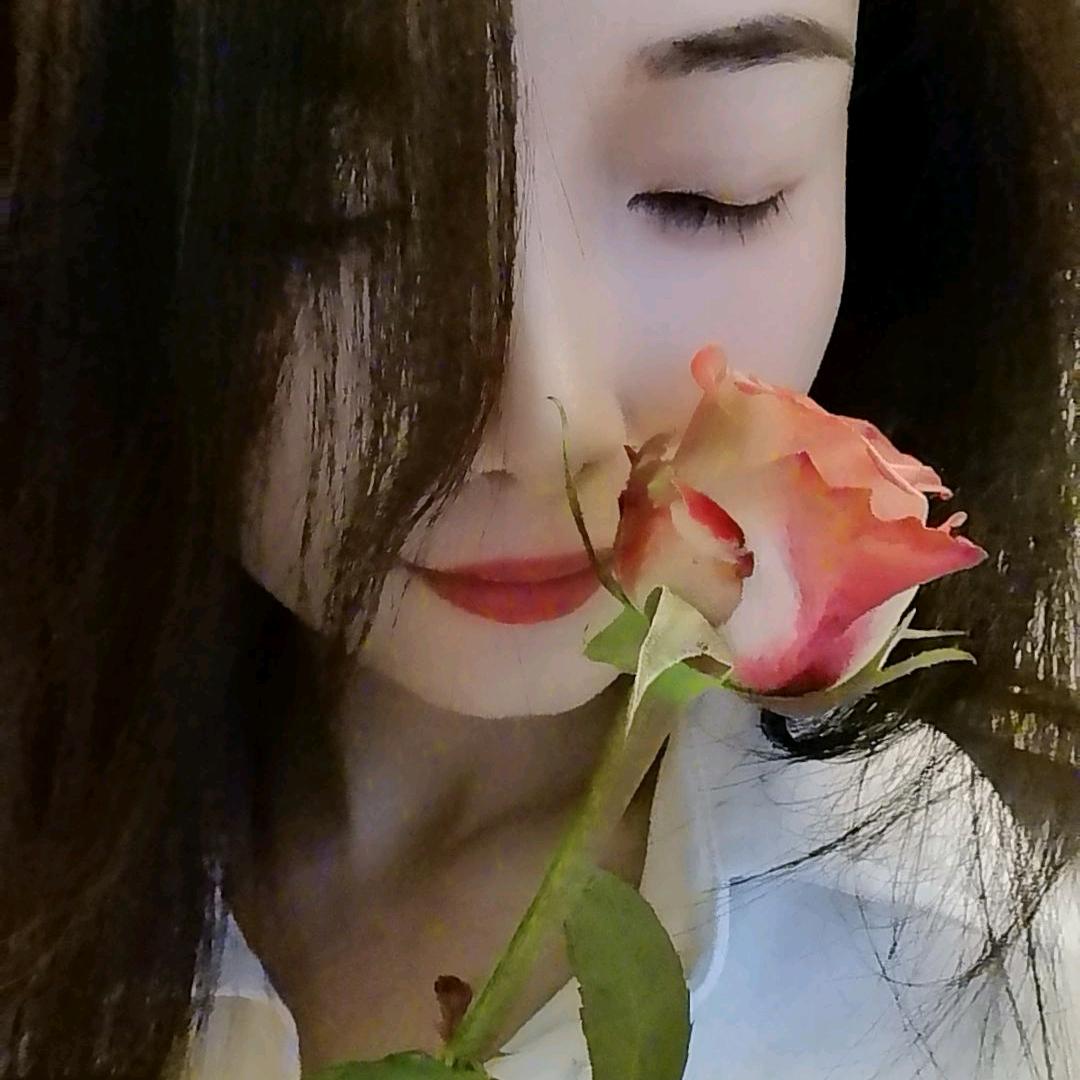 CC喜欢手撕鸡