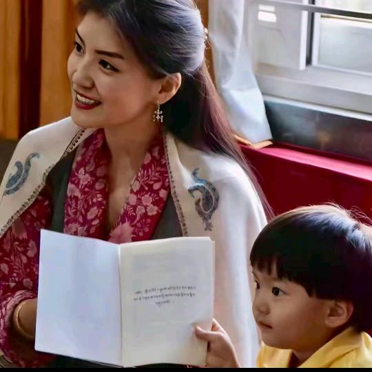 昂亚🌴玉拉💐