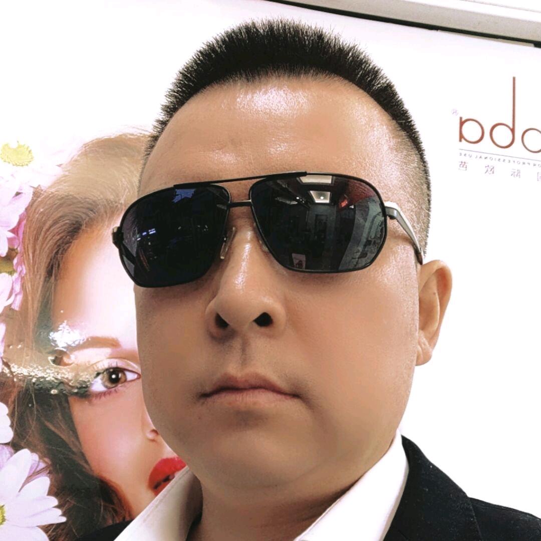 勇护哥
