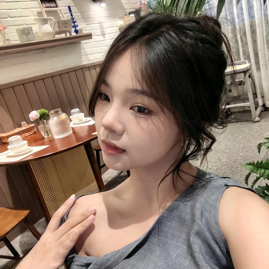 筱爻