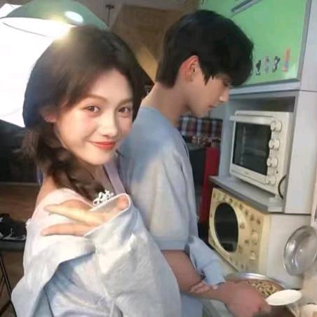 别捏我脸ˡᵃ•̀⌄•́