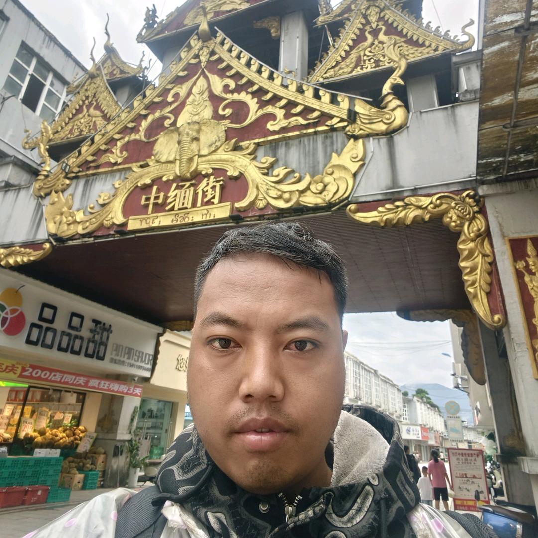皇大侠（老战友）