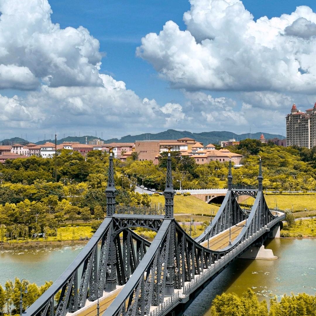 昵称被认证用户使用，请更换