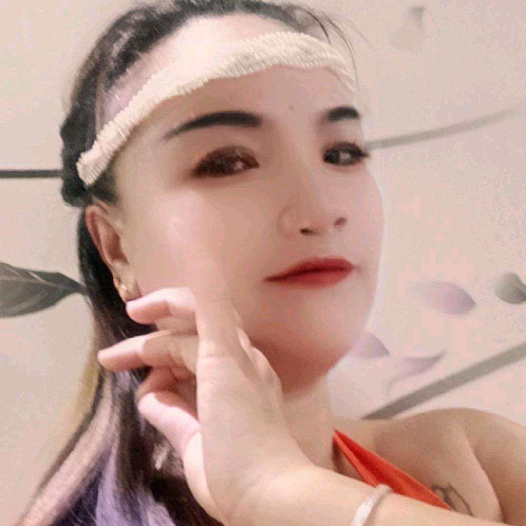 （开🧡果辉儿）