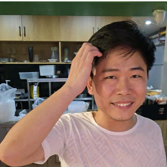 小树凌（碳火串烧）