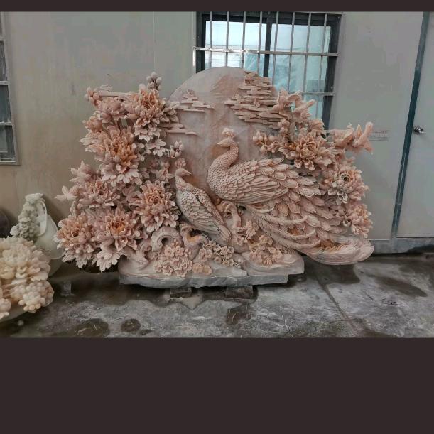 女的墨韻的，