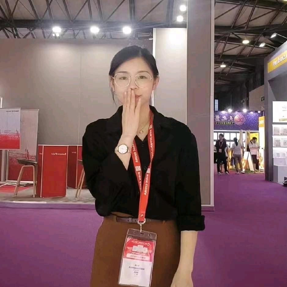 海外展台搭建-韦兴桃