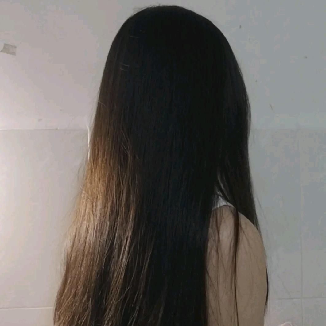 琼