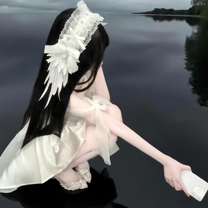 念芷彤.🌹（开学版/任务重.不活）