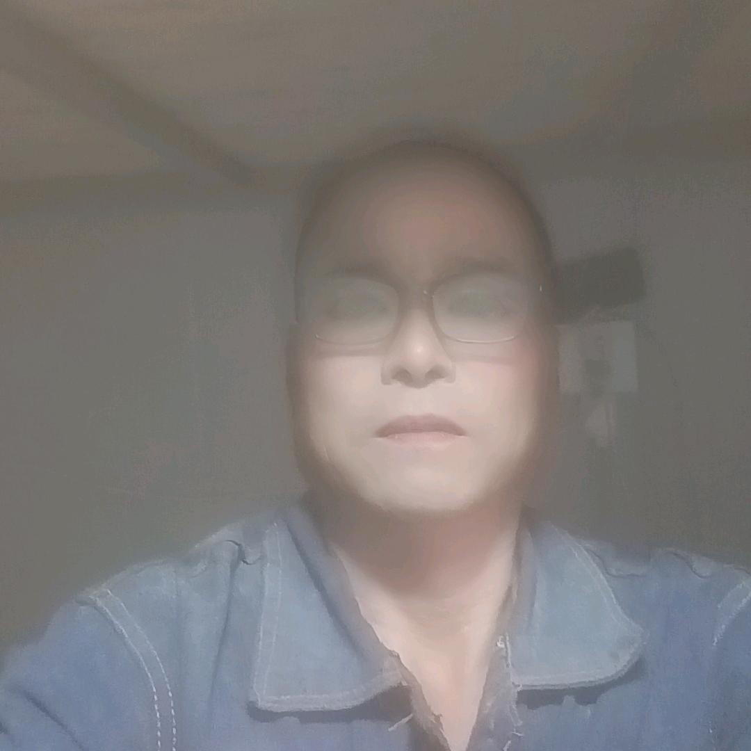 龙慧一家亲