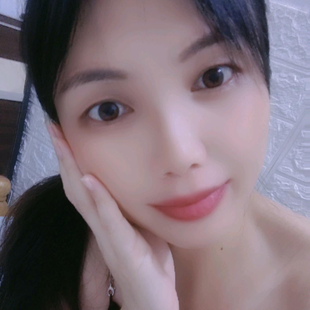 ☞是小石啊╭(╯ε╰)╮