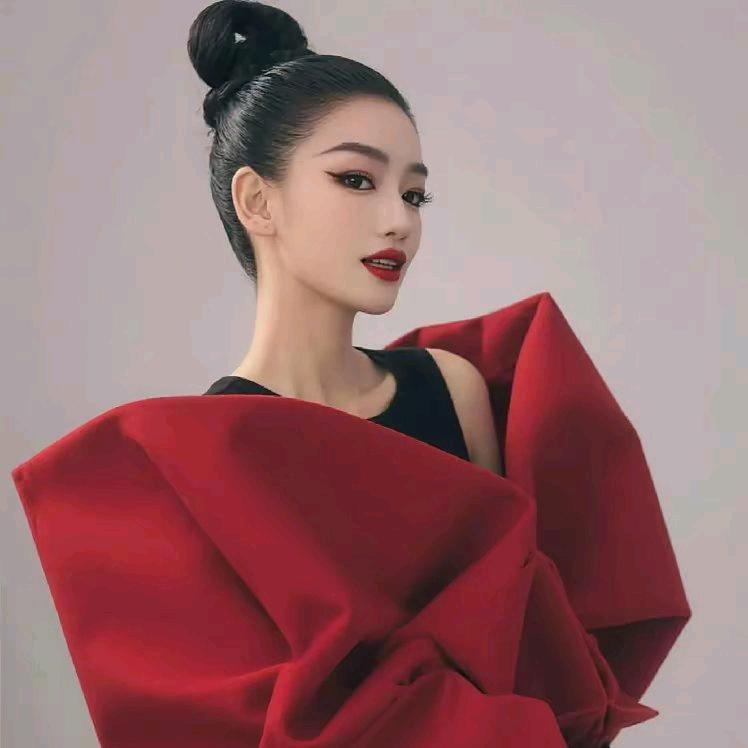 欧洲站女装店JYD简衣点大码女装店