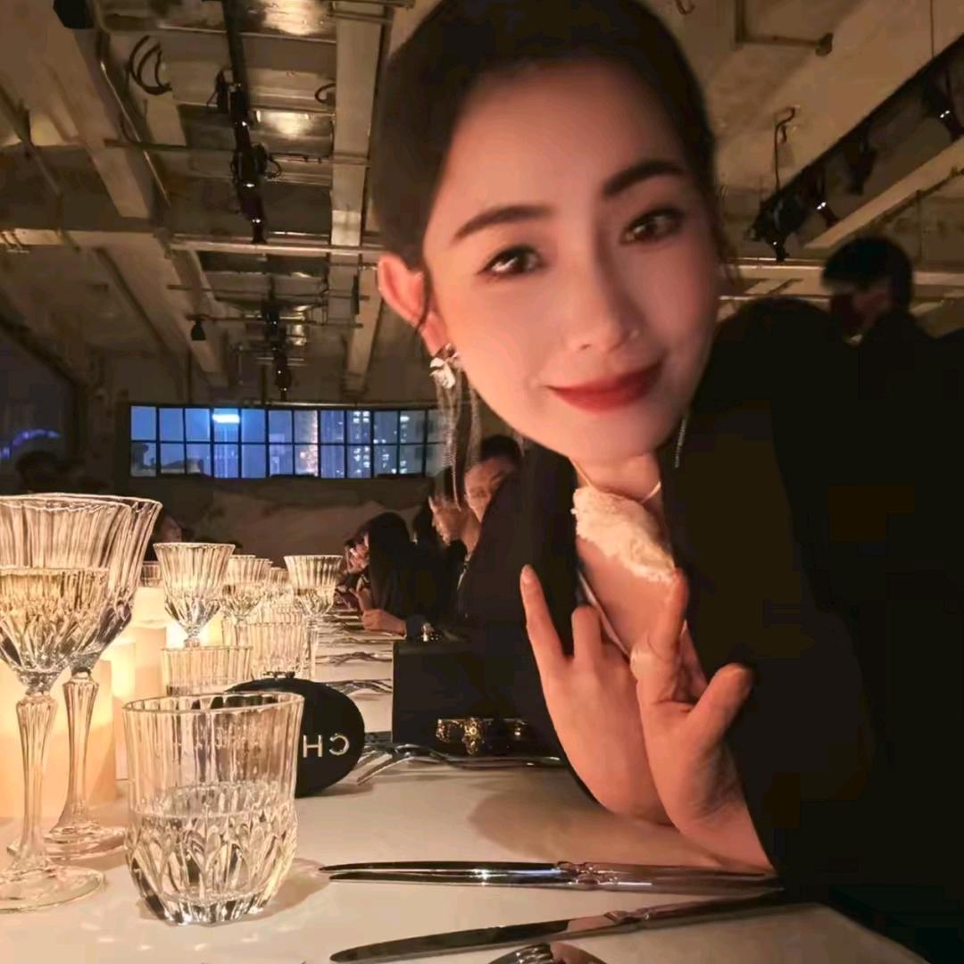 梦梦THE MENG-每日穿搭