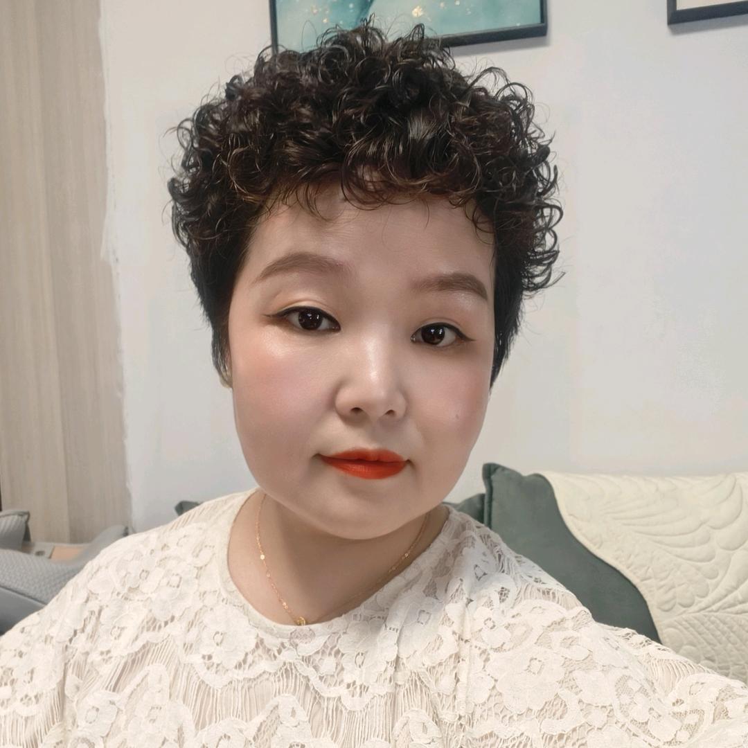 迷人的小胖叽