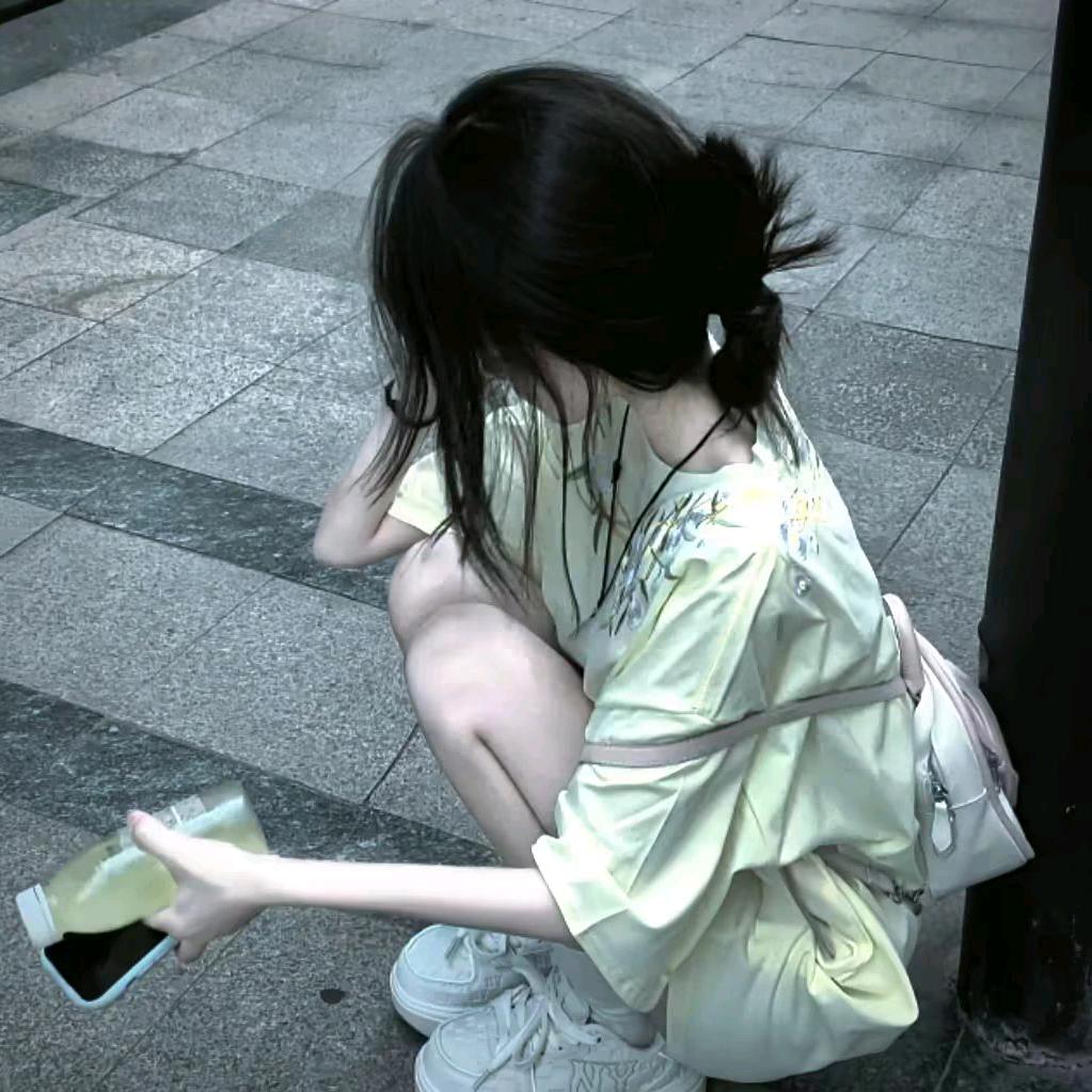 初玖头像