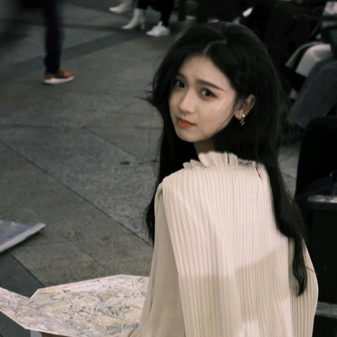 叶芷
