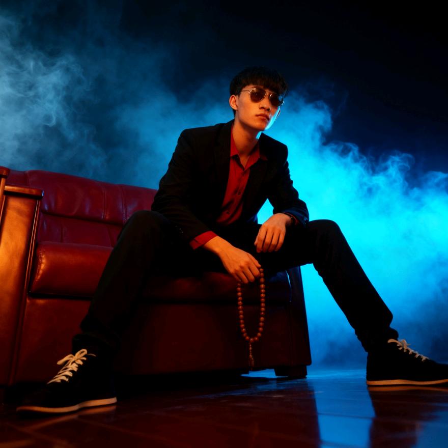 พิษขาคิง~小七