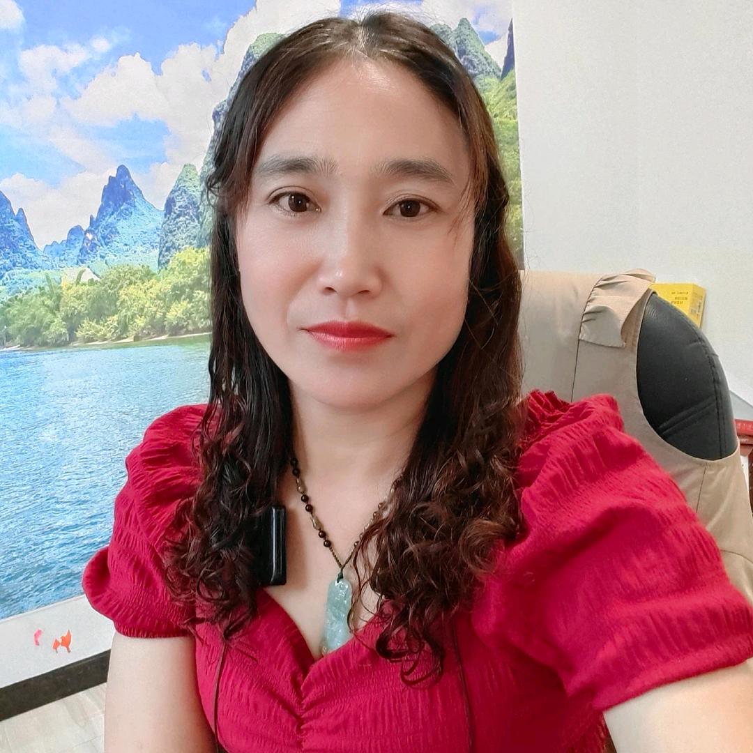 坚强女人。