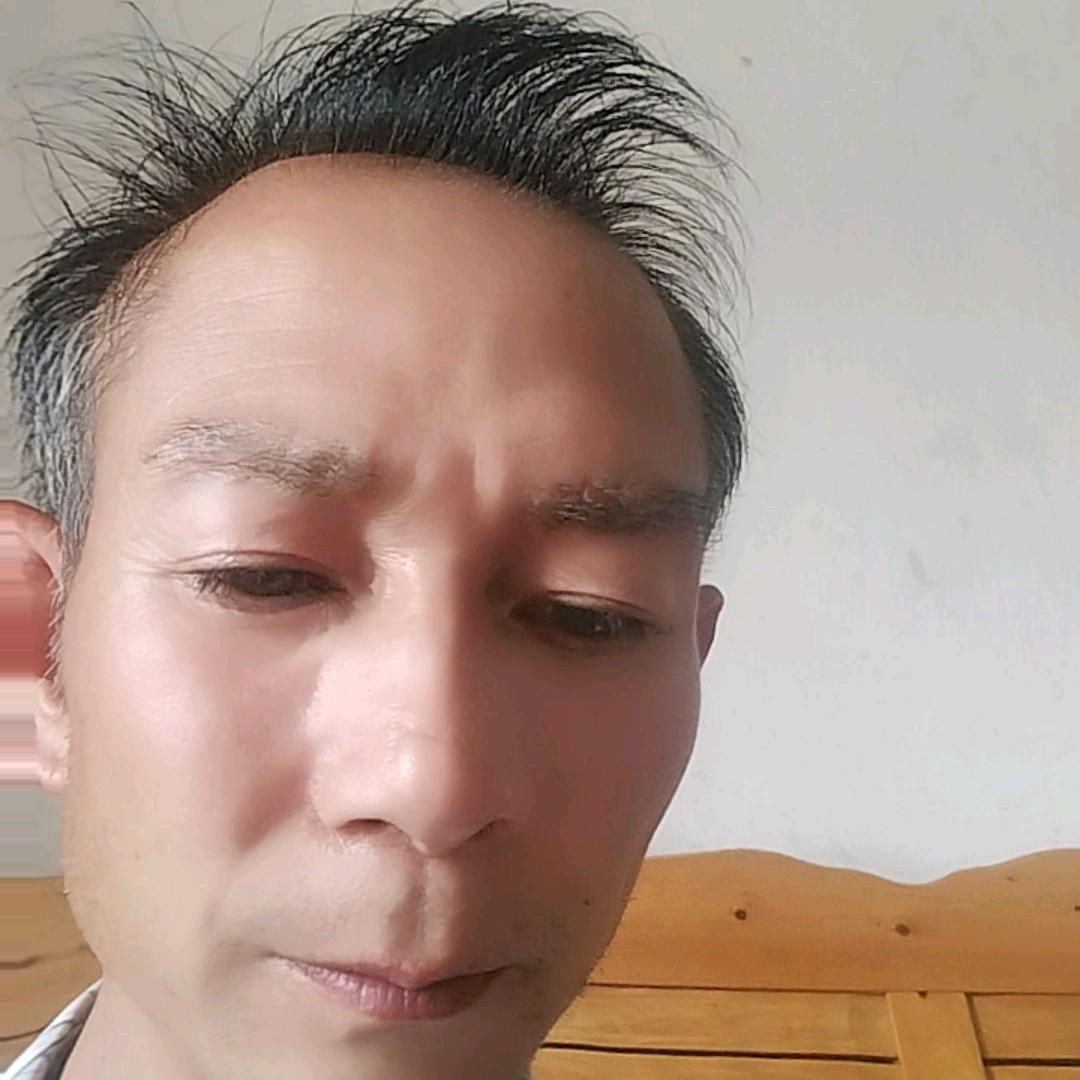 用户28003271万龙