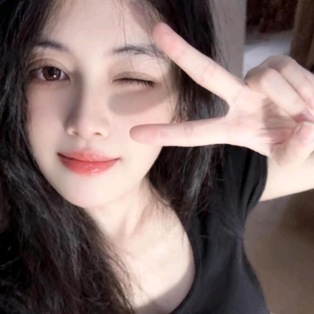 এベ傲娇小公主🌺灬.