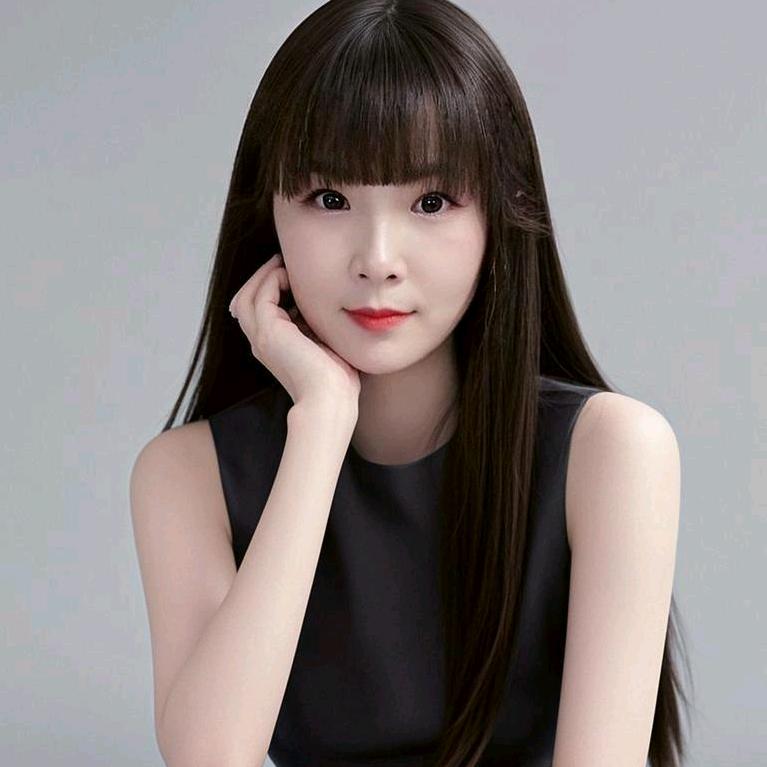 ༽ᕗ🥀小女人এ᭄