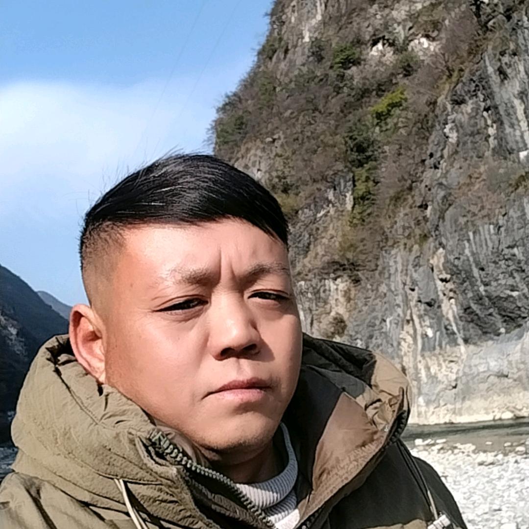 陈师傅可承接长短途货运谢谢各位支持求介绍