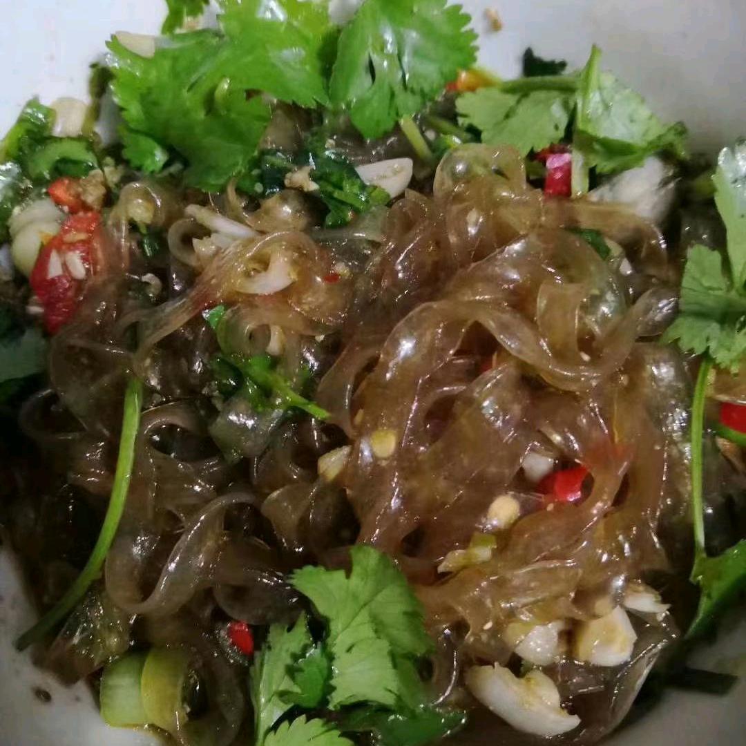 边边卖红薯（请关注）